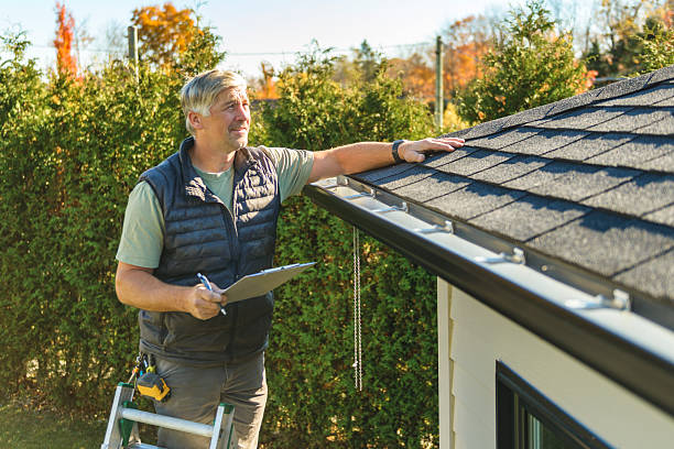 Professional Flat Roof Repair technician working in Toccoa, GA